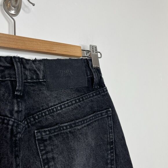 Zara Tapered Leg High Rise Jeans Black Womens 2 - Picture 7 of 8